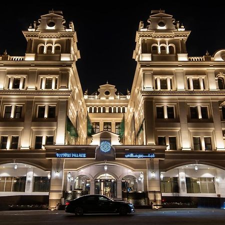 Vittori Palace Hotel And Residences Riyadh Luaran gambar The hotel at night