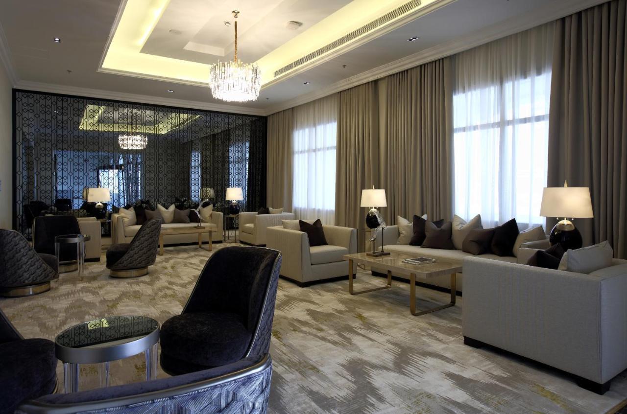 Vittori Palace Hotel And Residences Riyadh Luaran gambar The lounge at the airport