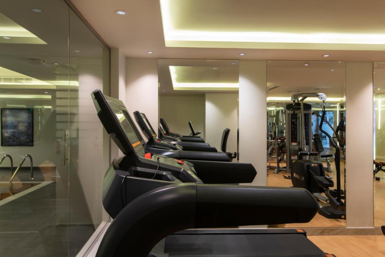Vittori Palace Hotel And Residences Riyadh Luaran gambar The gym at the hotel