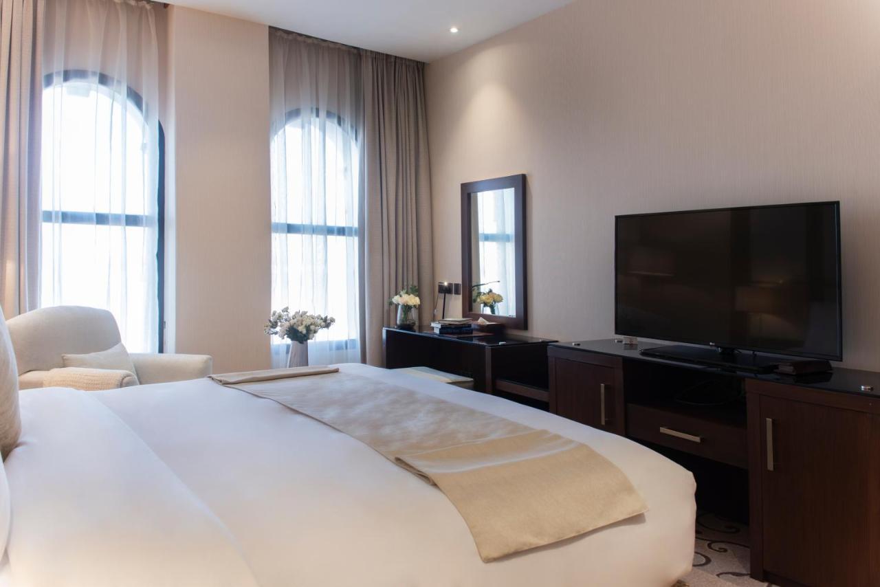 Vittori Palace Hotel And Residences Riyadh Luaran gambar A bedroom at the hotel