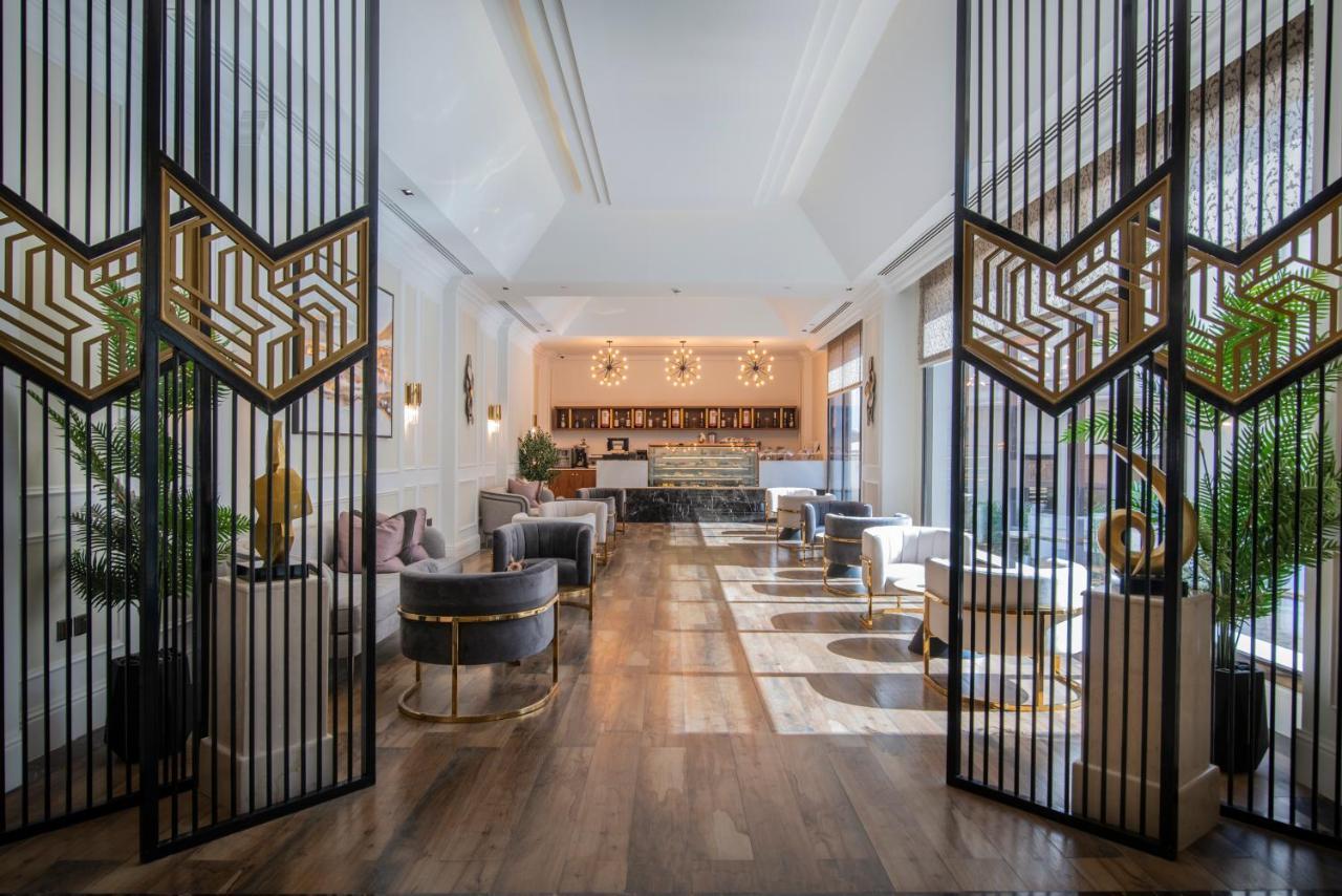 Vittori Palace Hotel And Residences Riyadh Luaran gambar The interior of the hotel